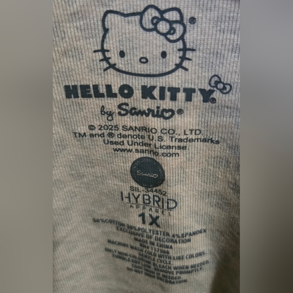 Hello kitty leopard print crop top size 1X nwt - Picture 3 of 3